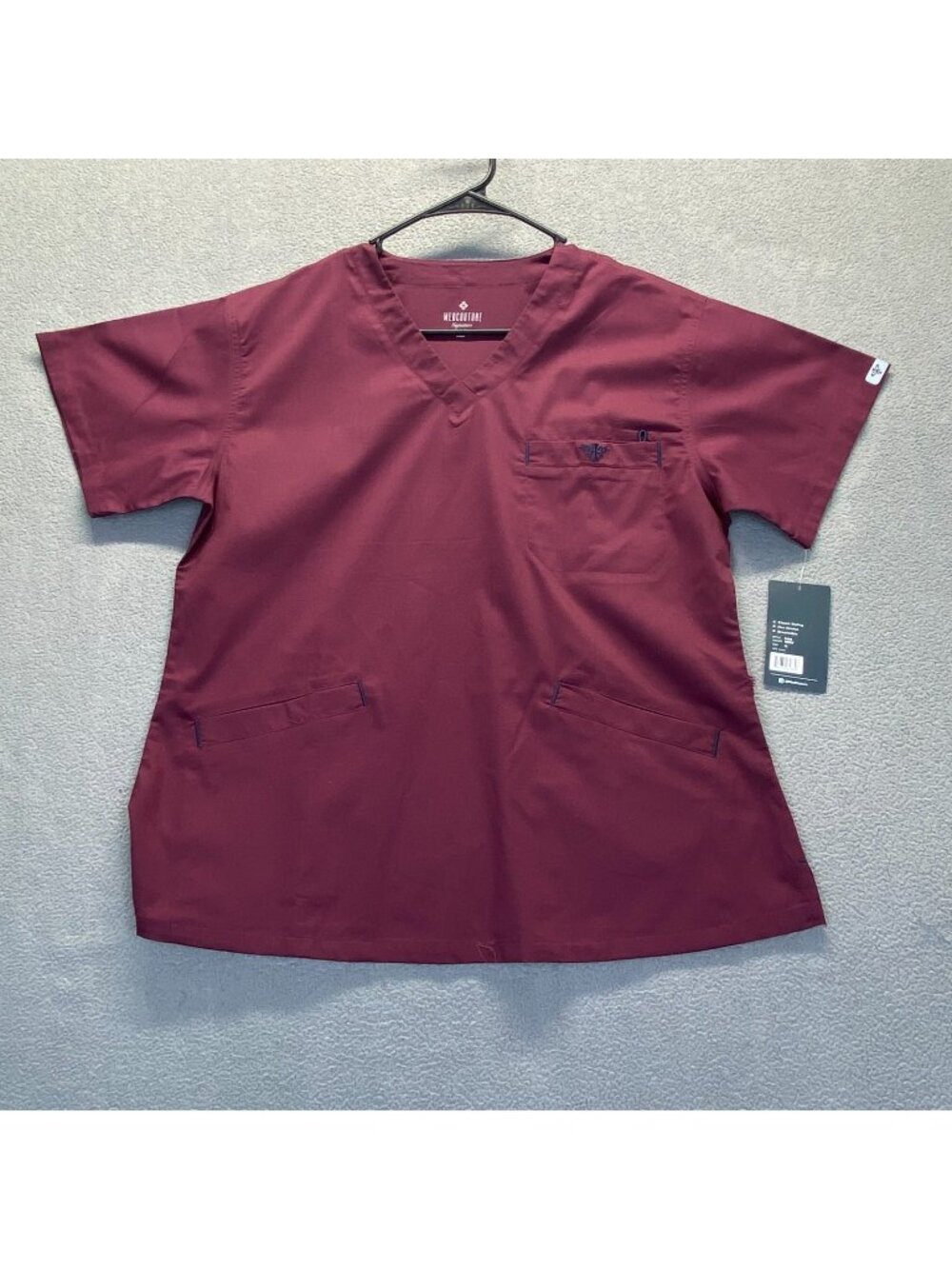 Women Med Couture Nursing Uniform Signature V-Neck Scrub Wine Size M New